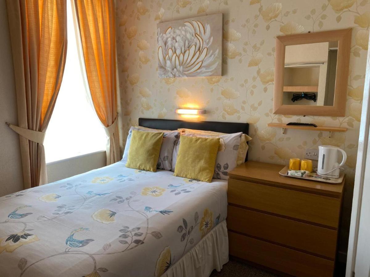 Clifton Private Hotel Blackpool Esterno foto