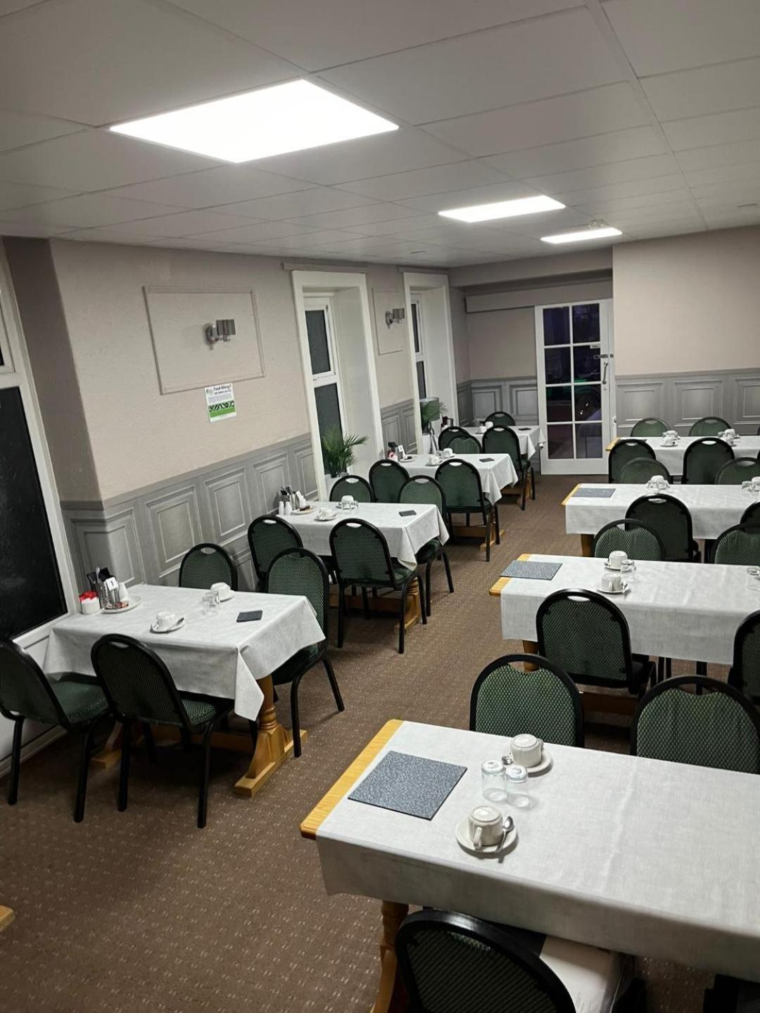 Clifton Private Hotel Blackpool Esterno foto