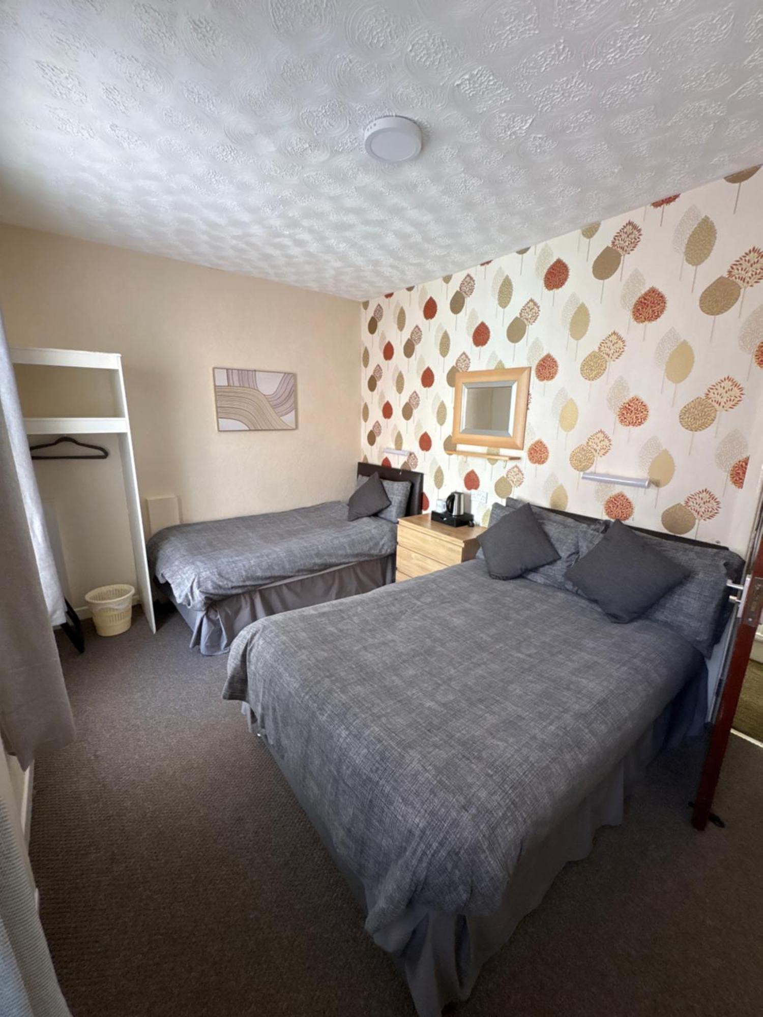 Clifton Private Hotel Blackpool Esterno foto